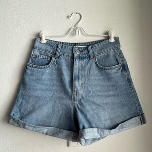 high waisted jeans shorts